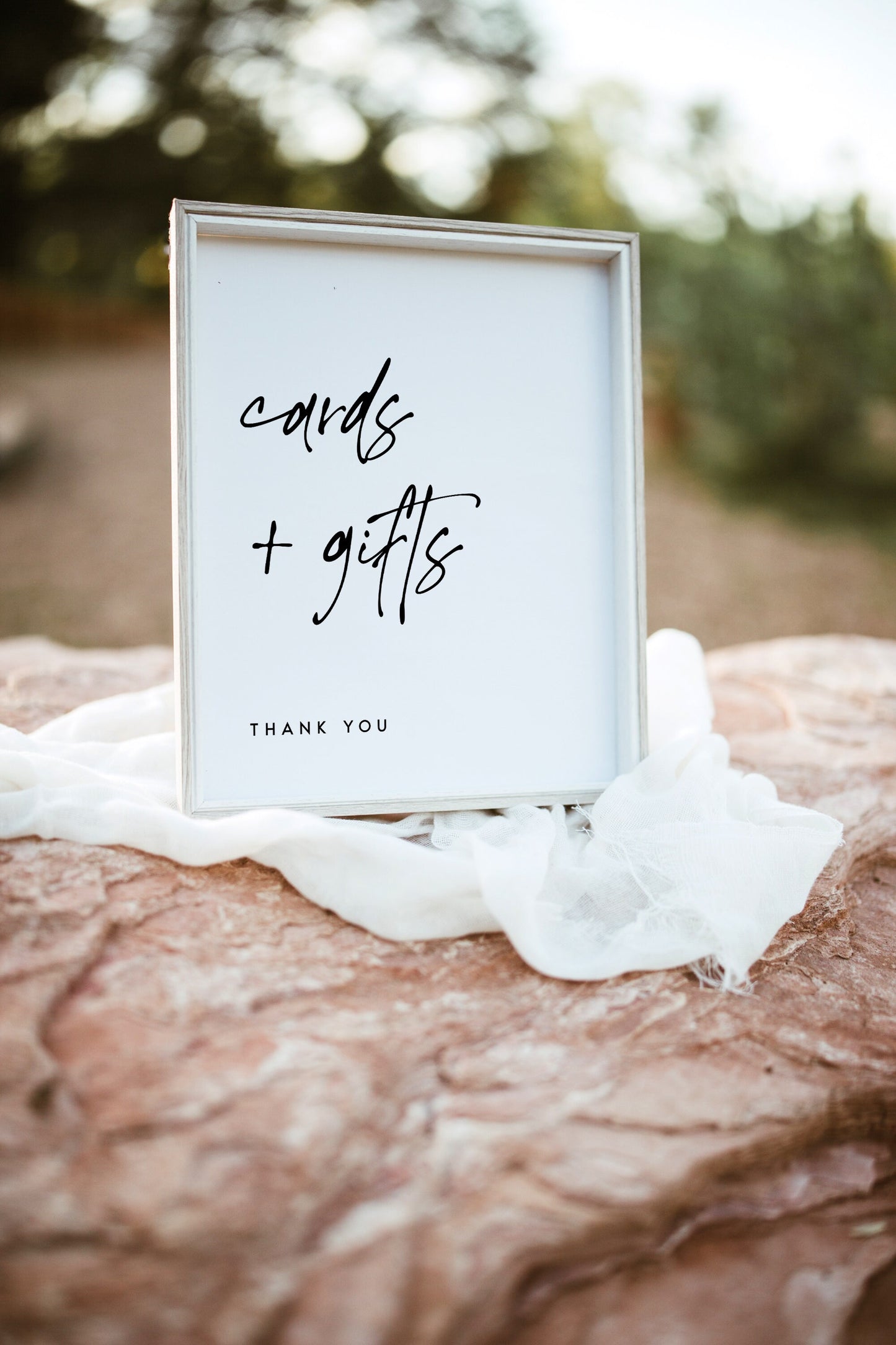 Skyler Modern Cards and Gifts Sign