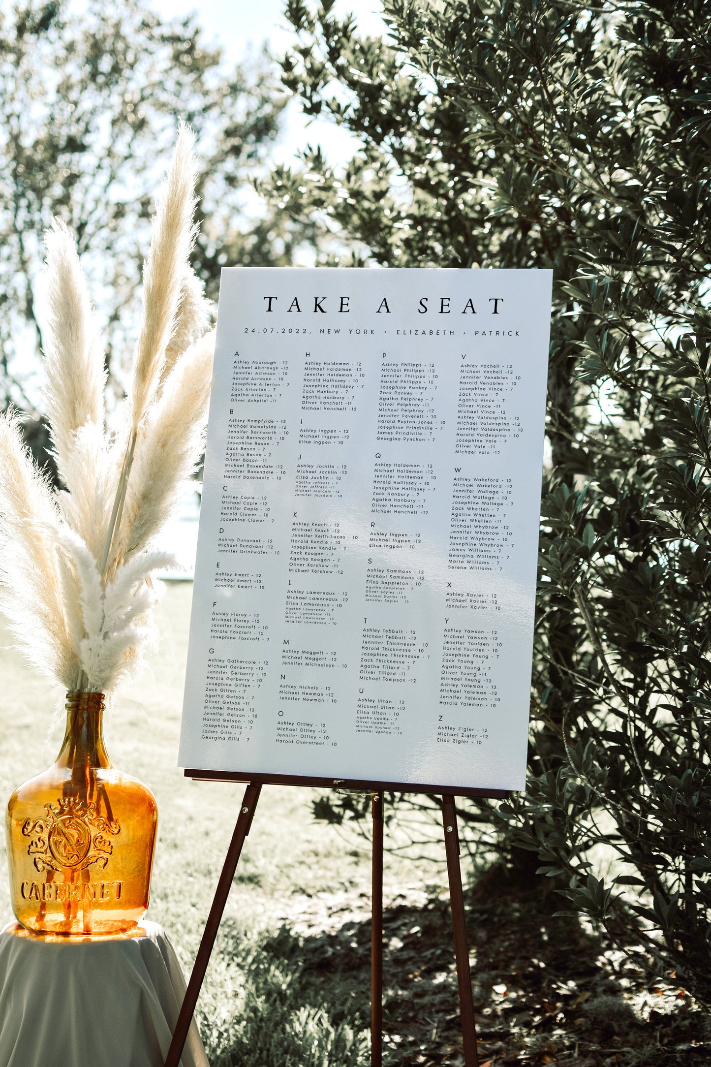 Elizabeth Minimalist Wedding Seating Chart Template