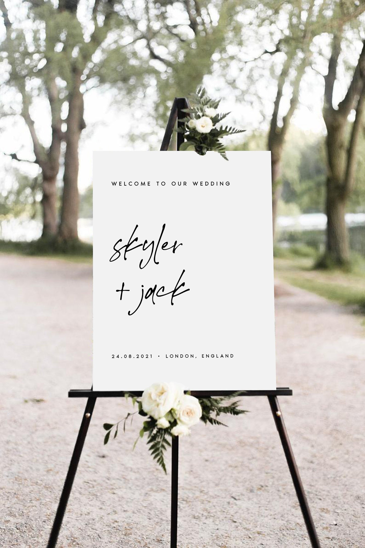 Skyler Minimalist Wedding Welcome Sign