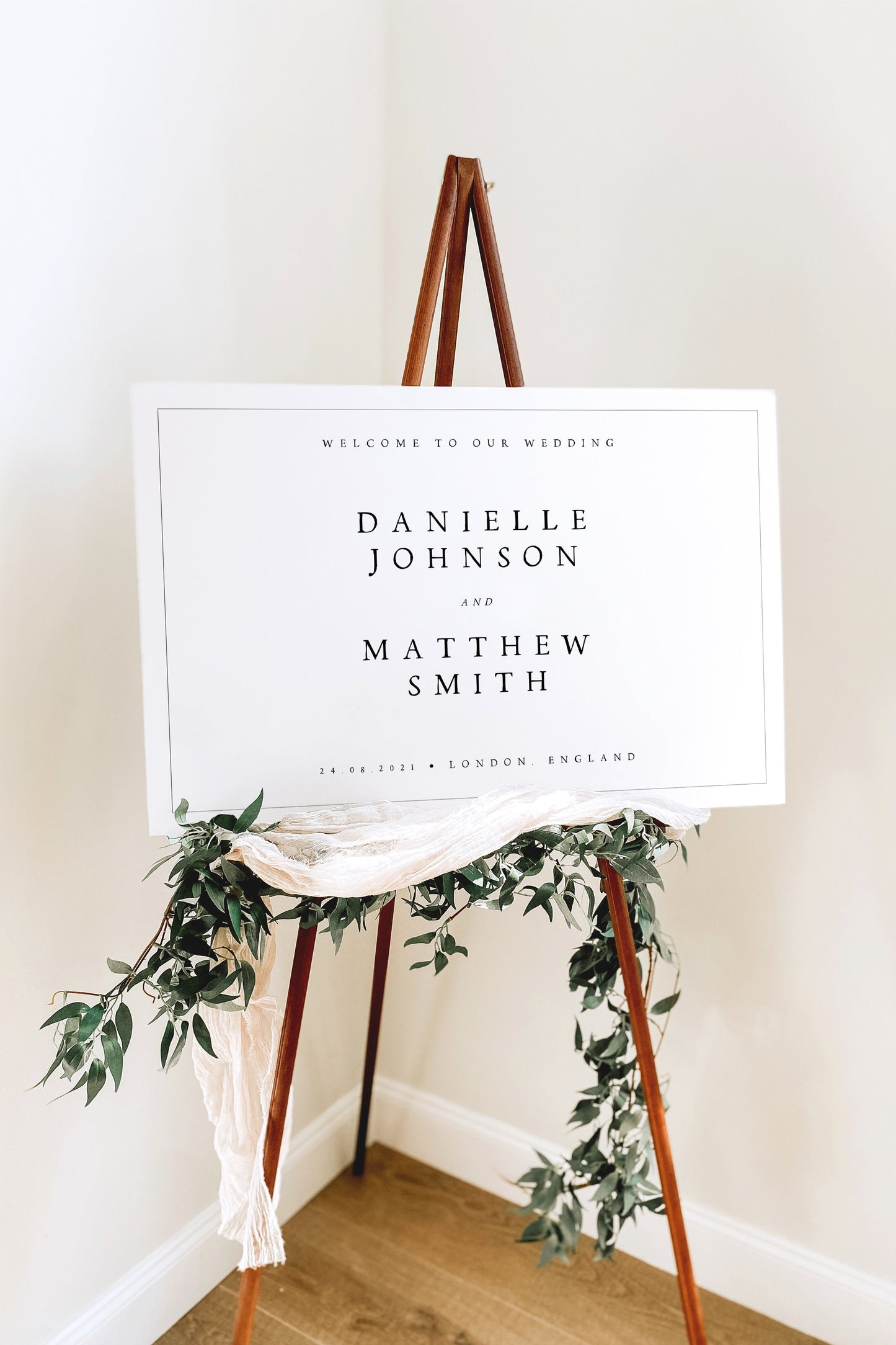 Danielle Minimalist Wedding Welcome Sign